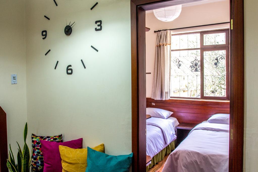 El Patio Hostel Quito Exterior photo
